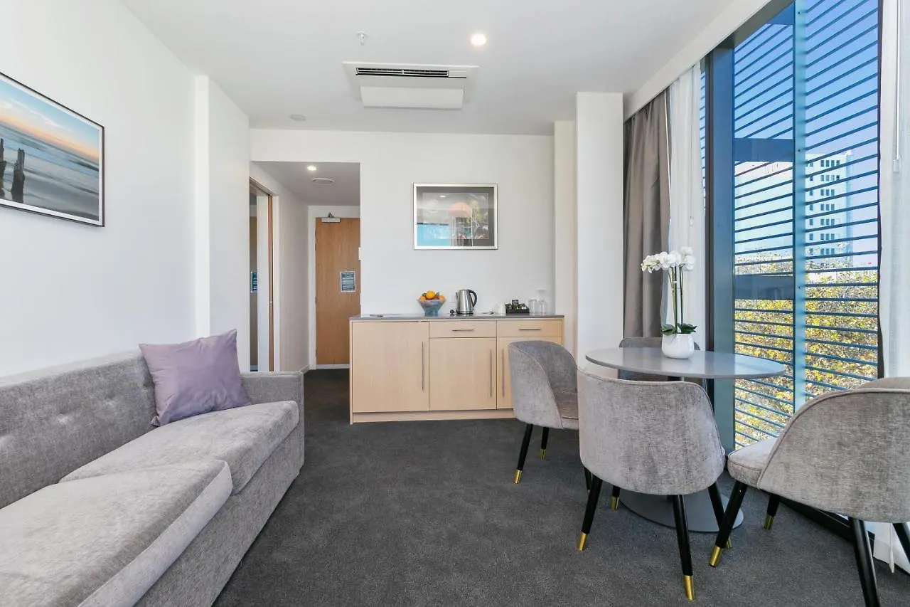 Christchurch City Hotel